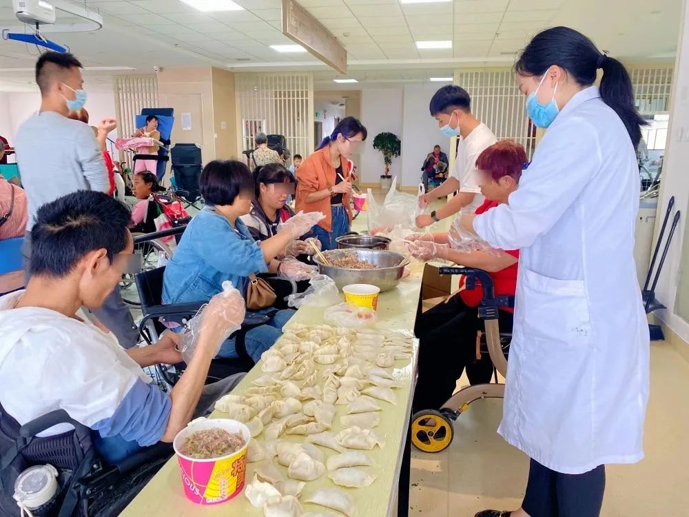 【保山安利醫(yī)院】“濃濃餃子香，深深關(guān)愛情”保山市殘聯(lián)肢體殘疾患者社會融入活動